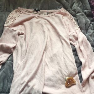 Long sleeve pink top